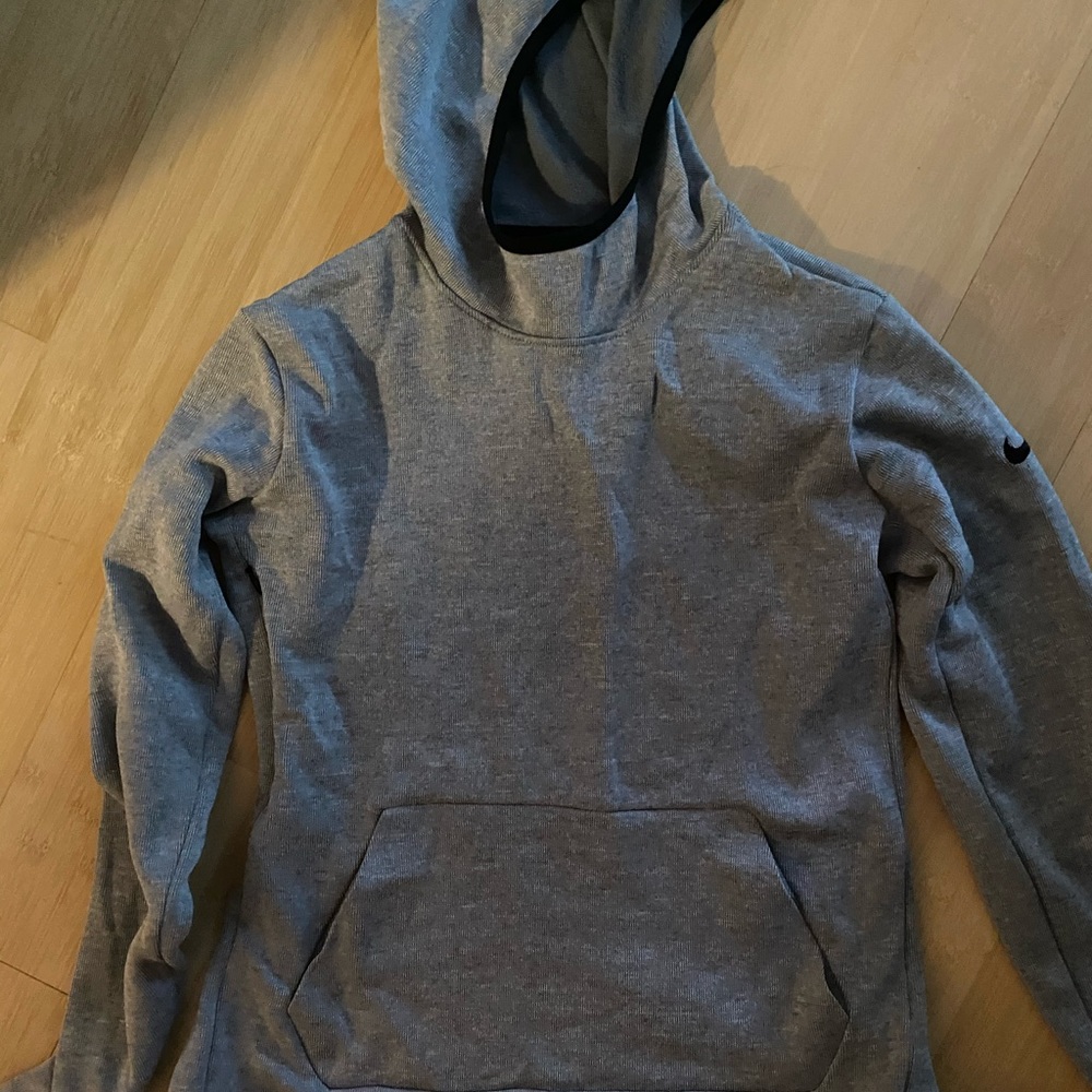 Nike fitted sweatshirt